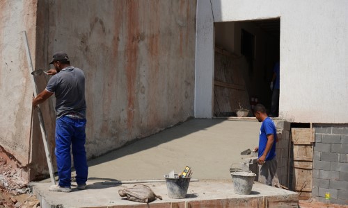 Volta Redonda: obras do Hospital Veterinário avançam nos serviços de acabamento